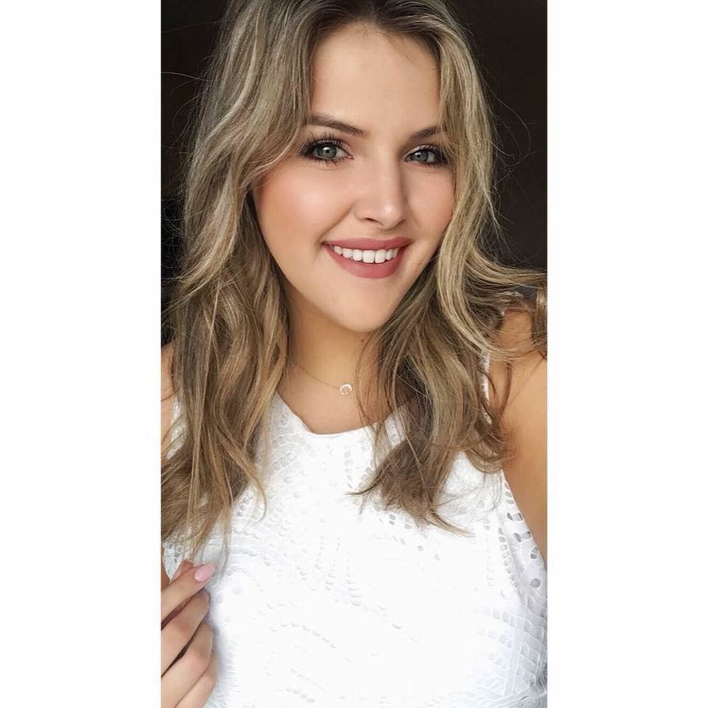 Meet your Posher, Kaytlyn